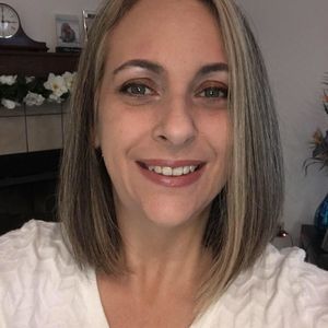 Meet your Posher, Marci